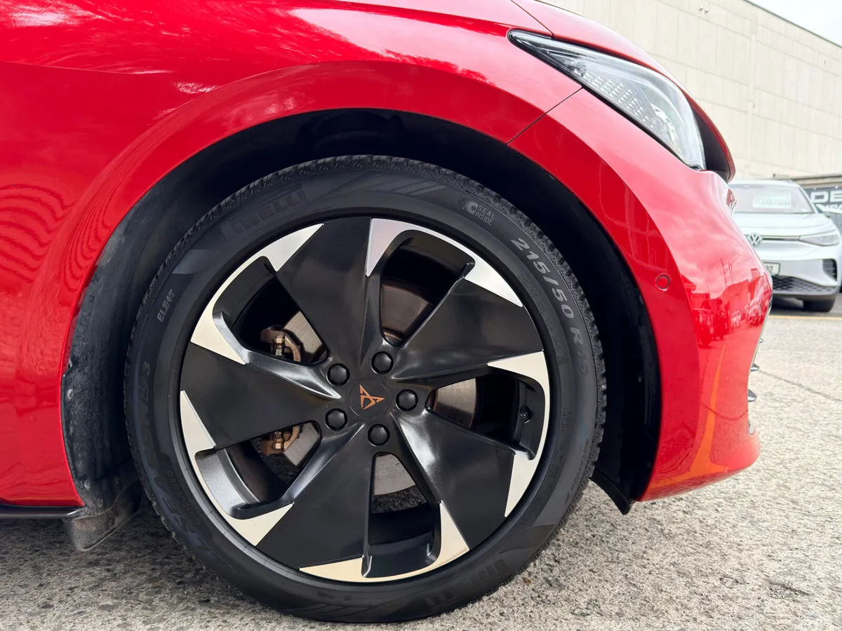 Cupra Born Estate, Electric, 2023, Red