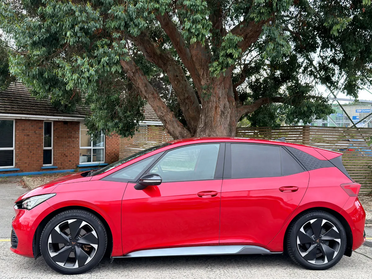 Cupra Born Estate, Electric, 2023, Red
