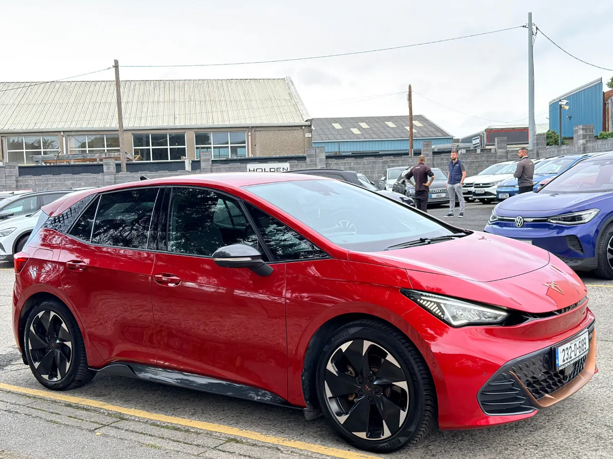 Cupra Born Estate, Electric, 2023, Red
