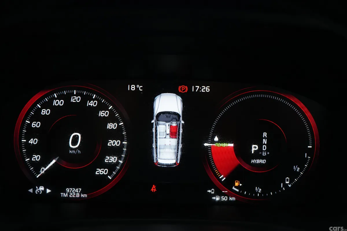 Volvo V60 Estate, Petrol Plug-in Hybrid, 2021, White