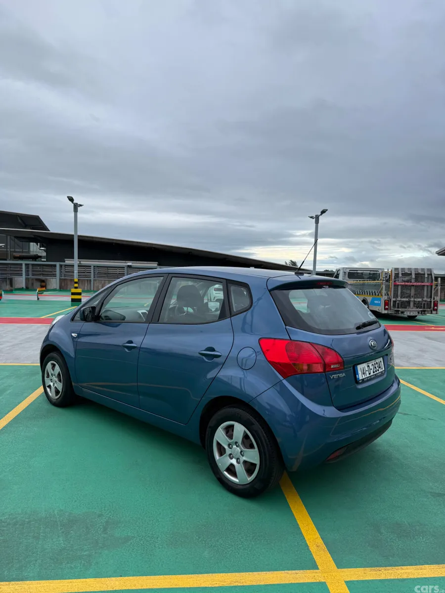 Kia Venga MPV, Petrol, 2014, Blue