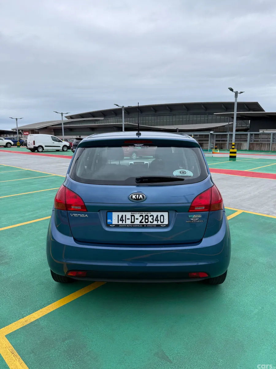 Kia Venga MPV, Petrol, 2014, Blue