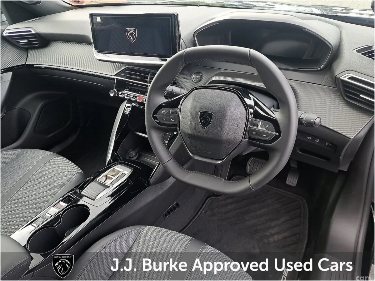 Peugeot 2008 MPV, Petrol Hybrid, 2026, Black