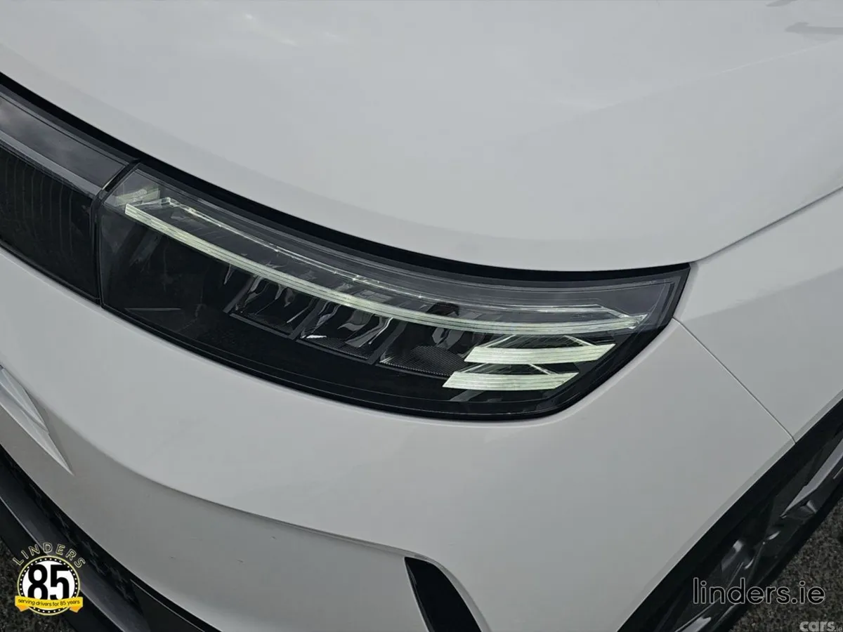 Opel Grandland SUV, Petrol Hybrid, 2026, White