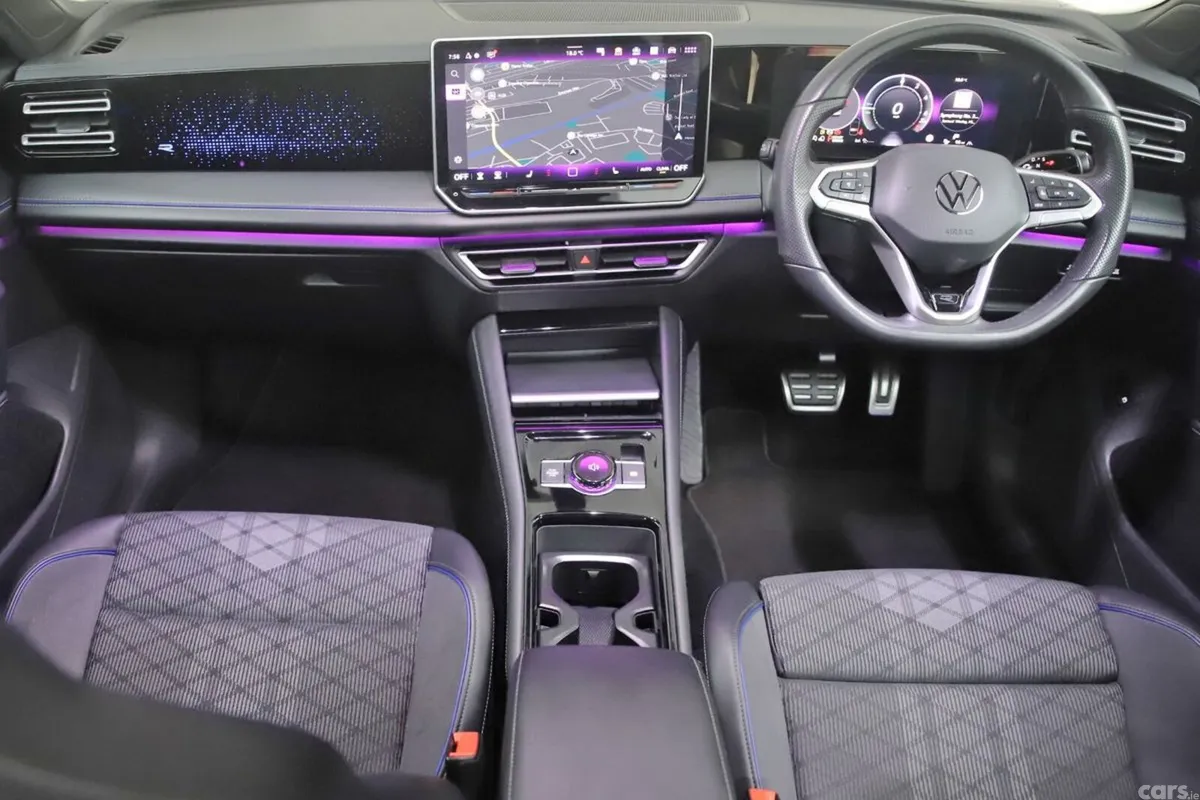 Volkswagen Tiguan SUV, Petrol Plug-in Hybrid, 2025, Black