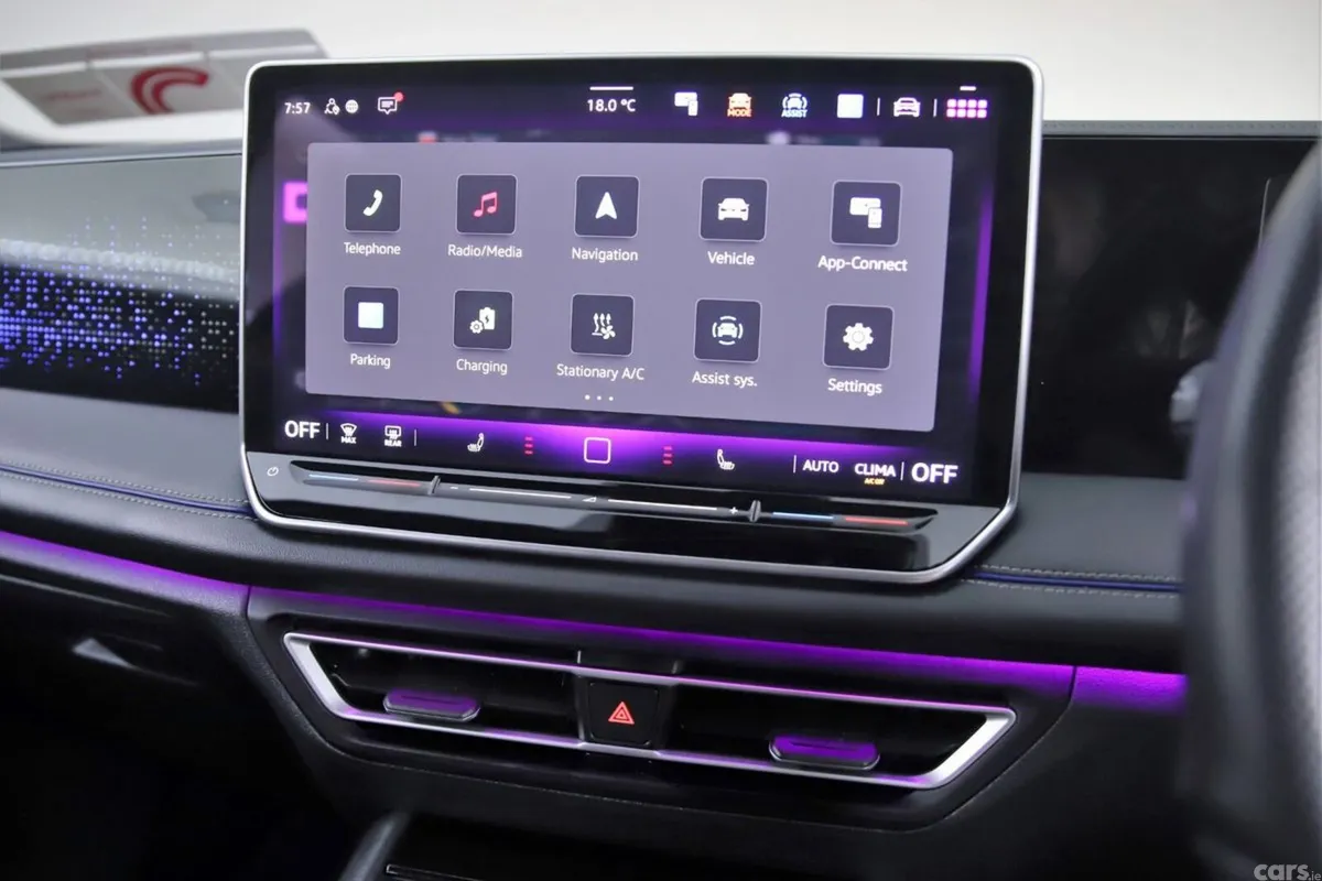 Volkswagen Tiguan SUV, Petrol Plug-in Hybrid, 2025, Black