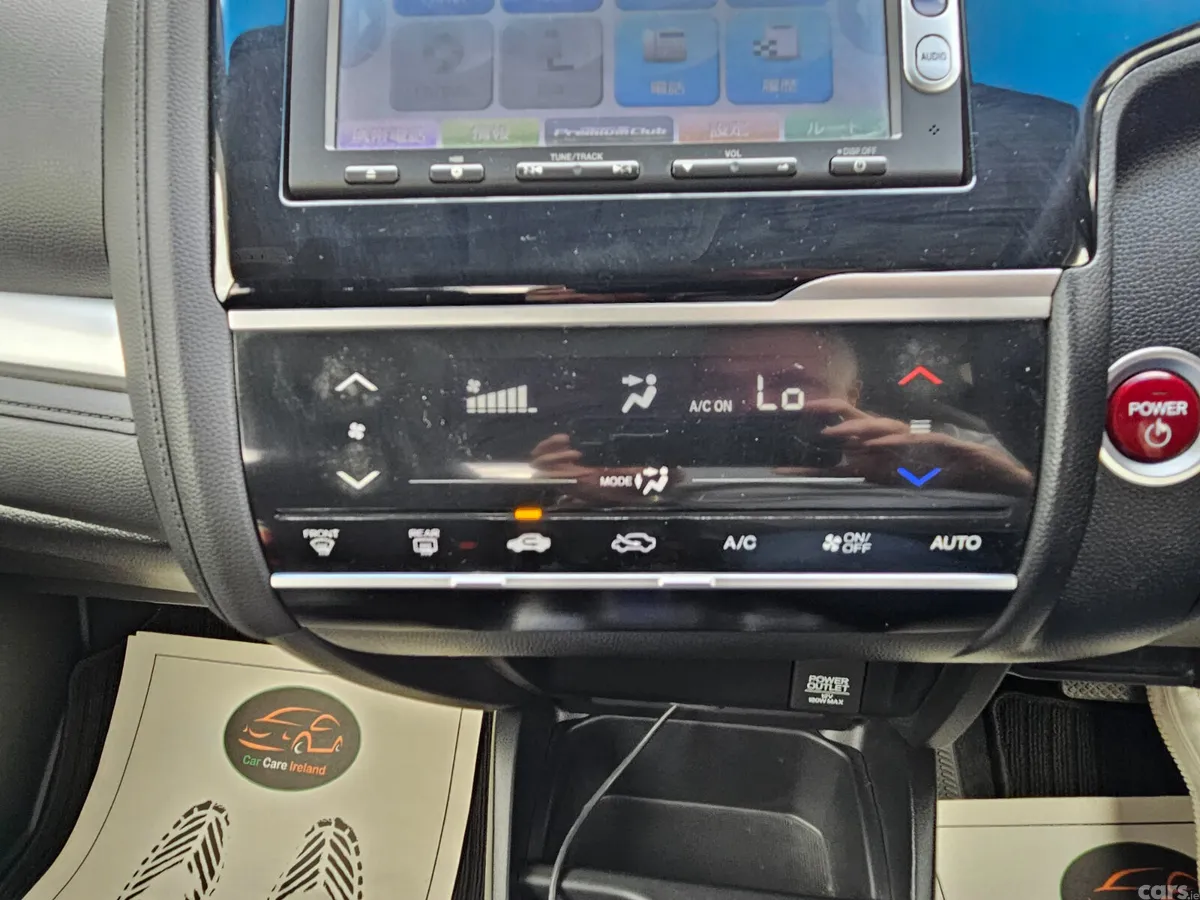 Honda Fit Hatchback, Petrol Hybrid, 2014, Silver