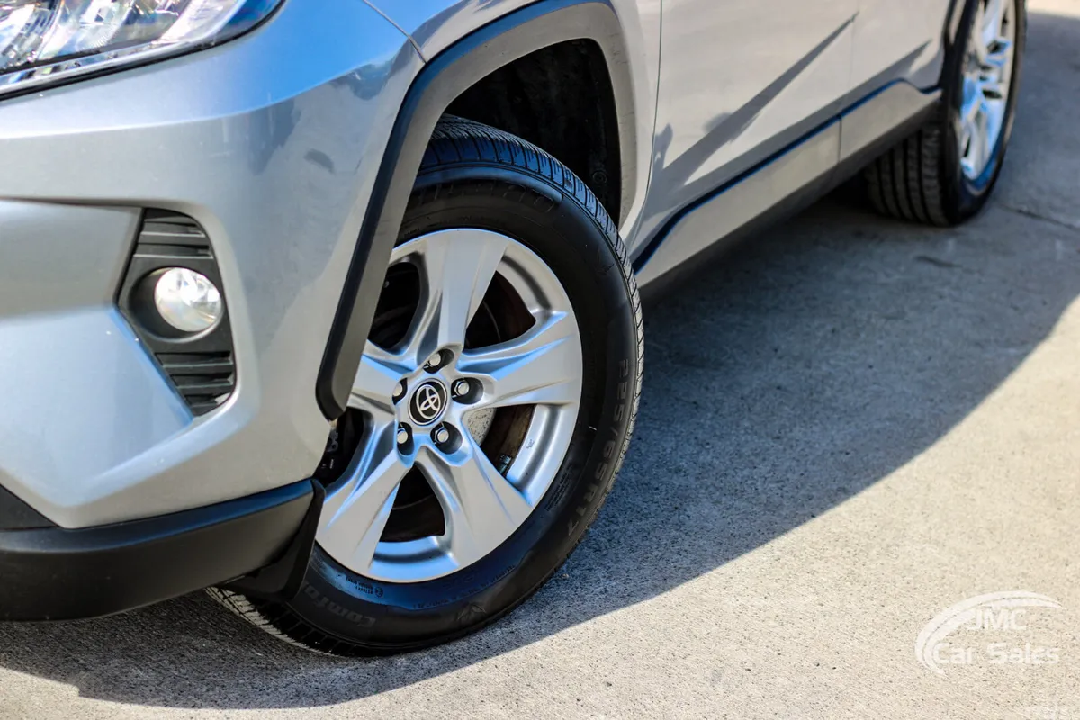 Toyota RAV4 SUV, Petrol Hybrid, 2021, Grey