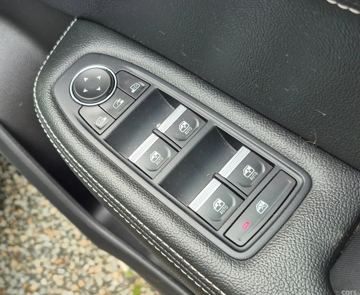 Renault Arkana Saloon, Diesel, 2021, Red