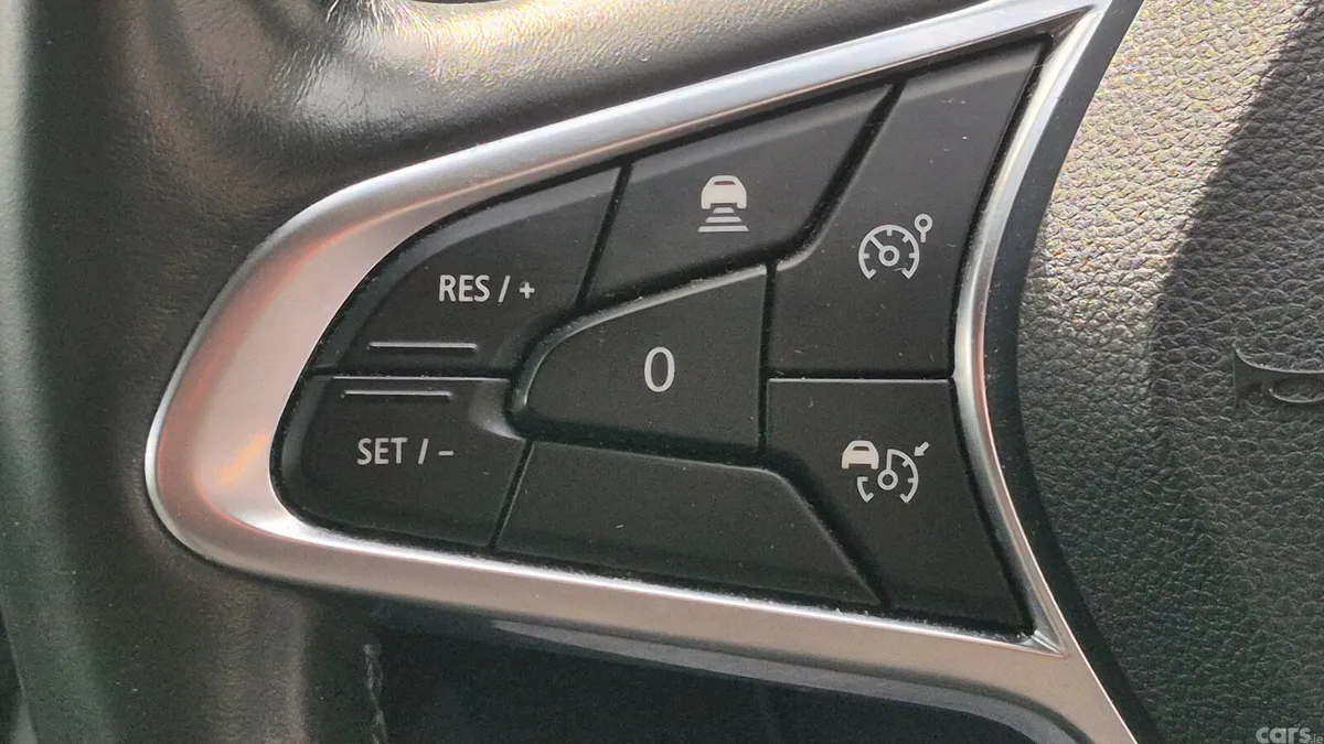 Renault Arkana Saloon, Diesel, 2021, Red
