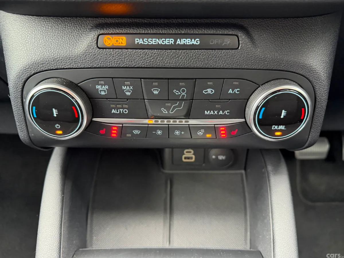 Ford Kuga MPV, Petrol, 2023, Black
