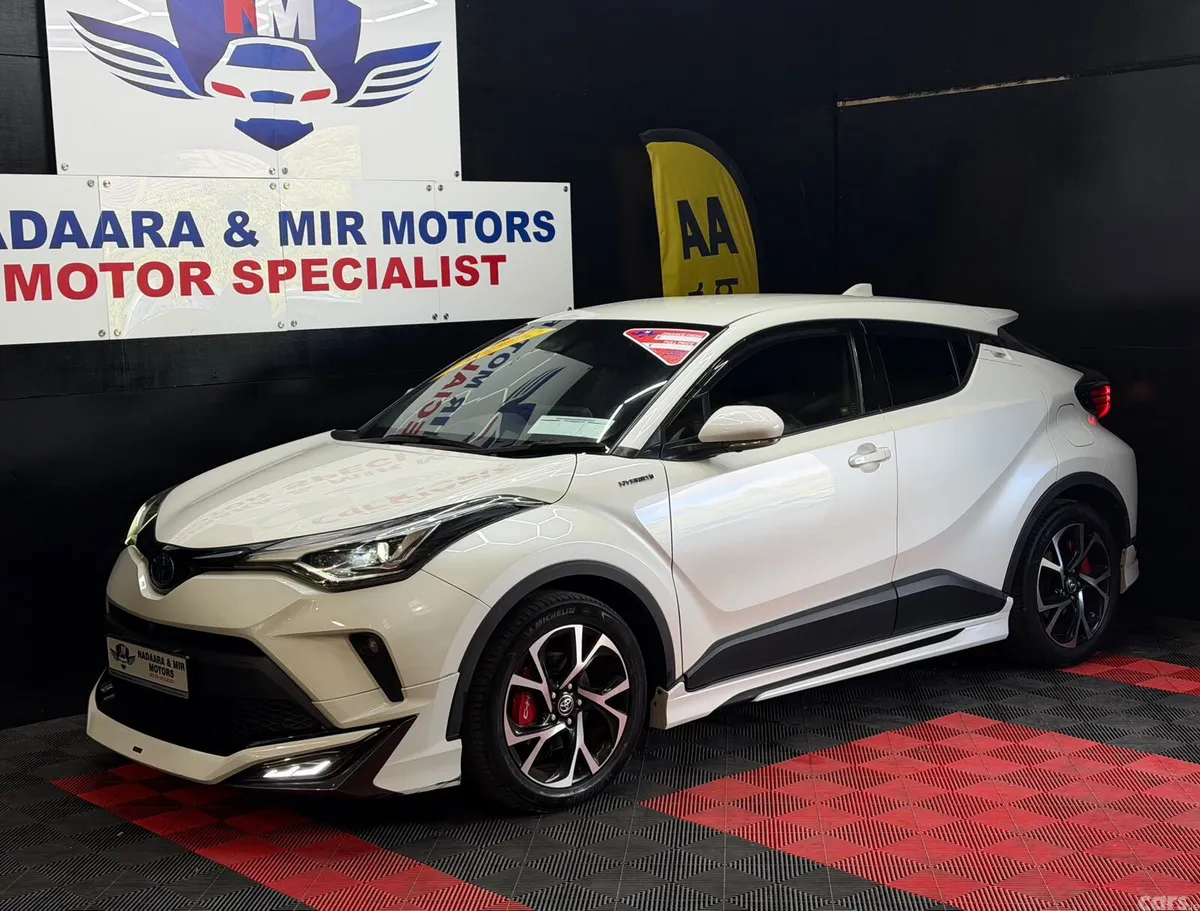 Toyota C-HR Hatchback, Petrol Hybrid, 2019, White