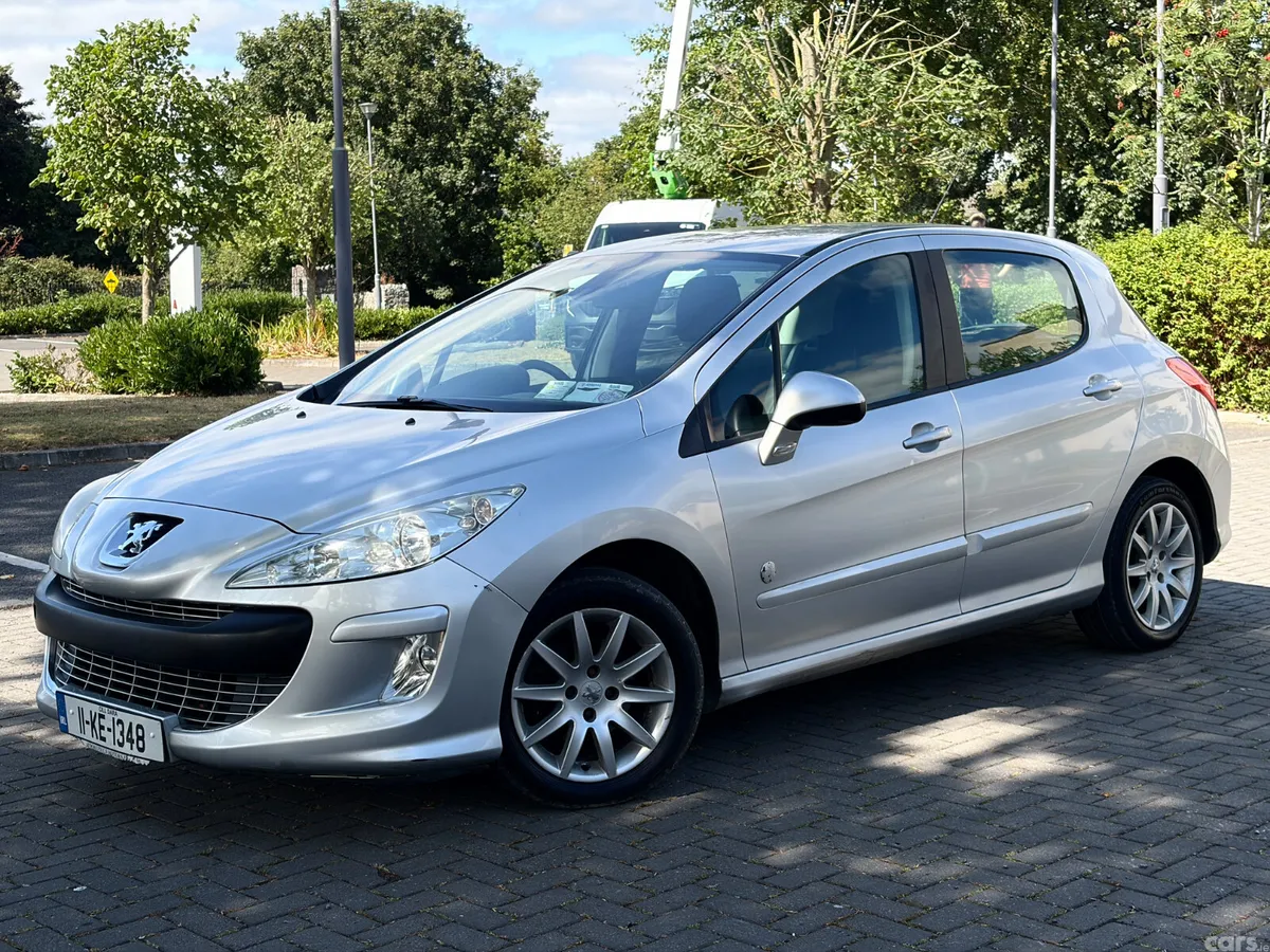 Peugeot 308 Hatchback, Diesel, 2011, Grey
