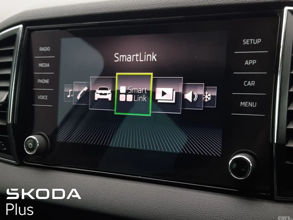Skoda Karoq SUV, Diesel, 2019, Silver
