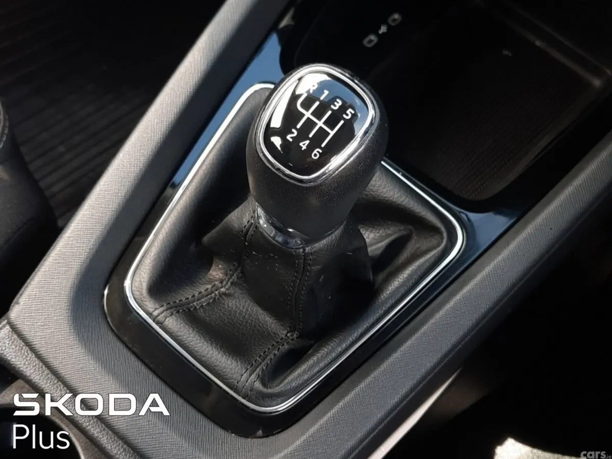 Skoda Octavia Estate, Diesel, 2024, Blue
