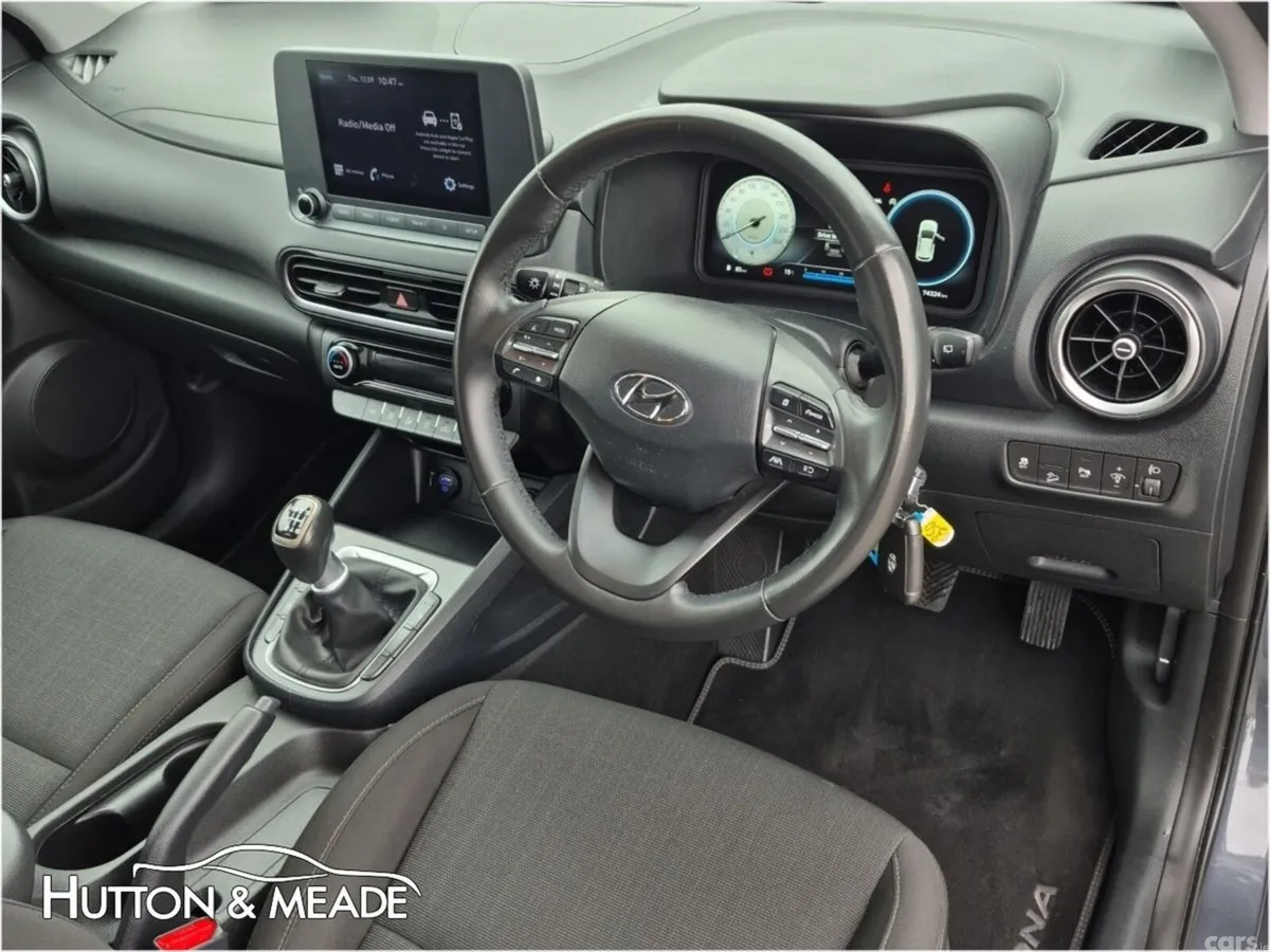 Hyundai KONA SUV, Petrol, 2021, Grey
