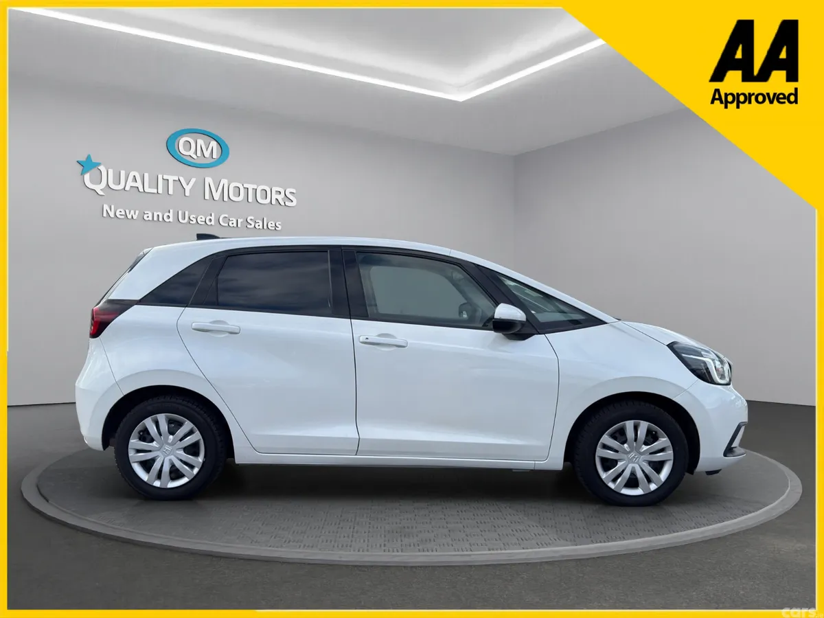 Honda Fit Hatchback, Petrol Hybrid, 2021, White