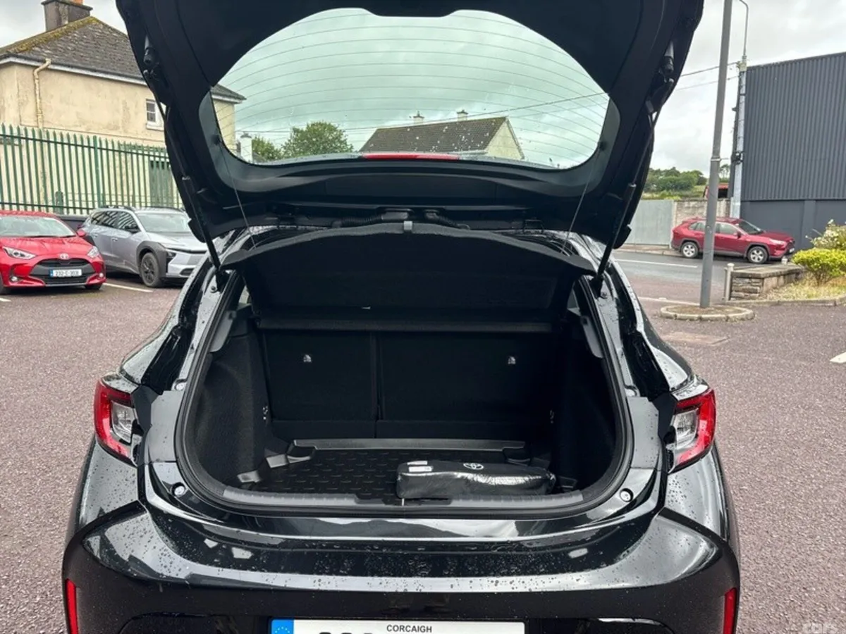 Toyota Corolla Hatchback, Petrol Hybrid, 2026, Black