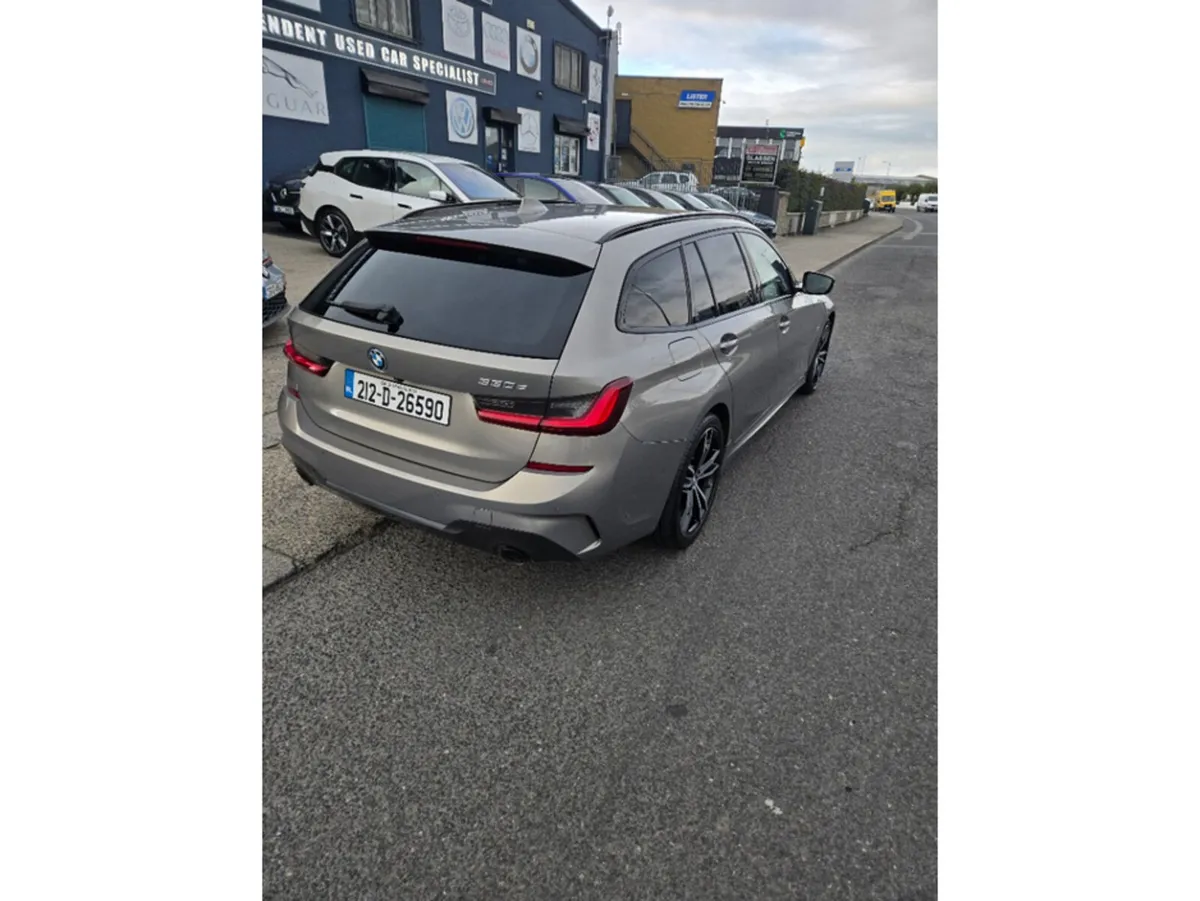 BMW 3-Series Estate, Petrol Plug-in Hybrid, 2021, Grey