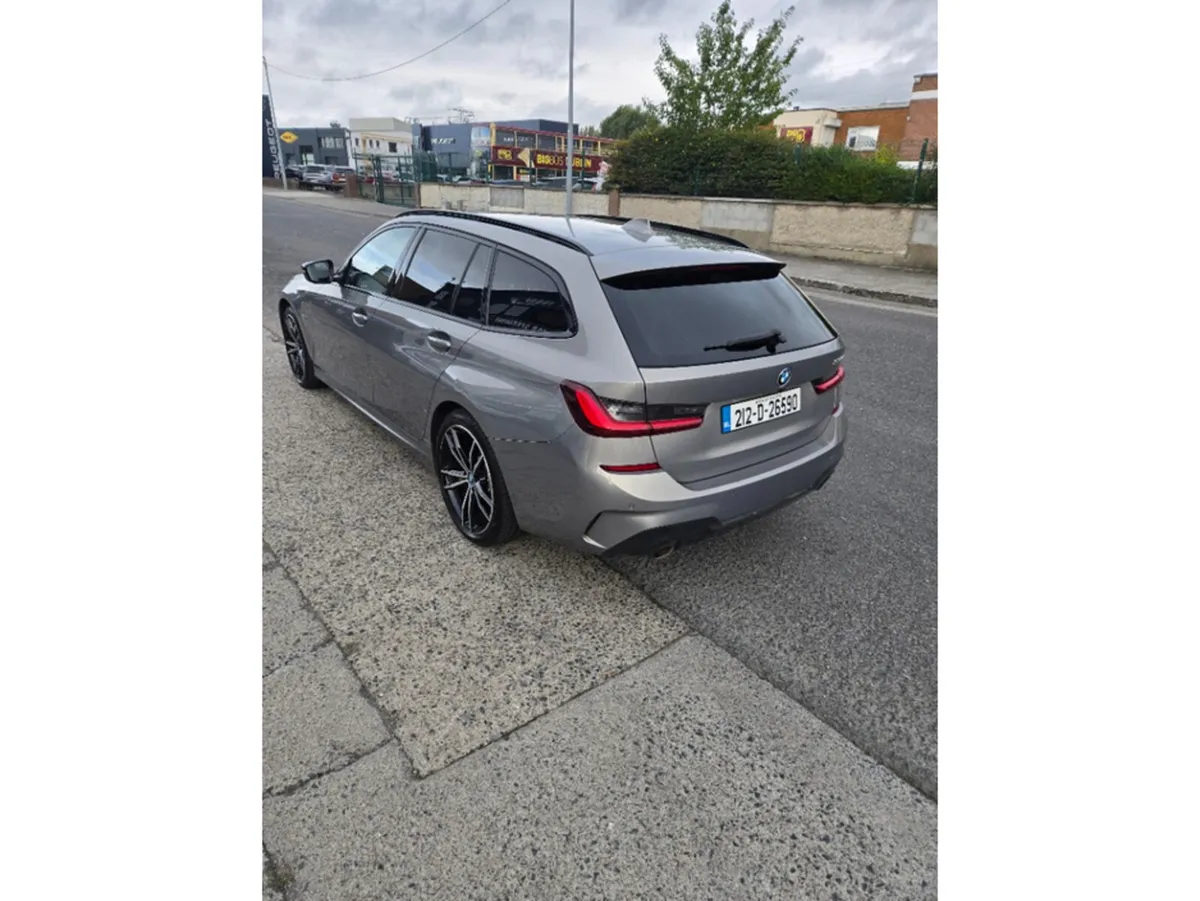 BMW 3-Series Estate, Petrol Plug-in Hybrid, 2021, Grey