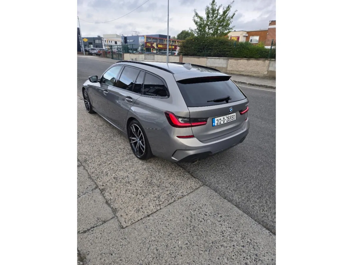 BMW 3-Series Estate, Petrol Plug-in Hybrid, 2021, Grey