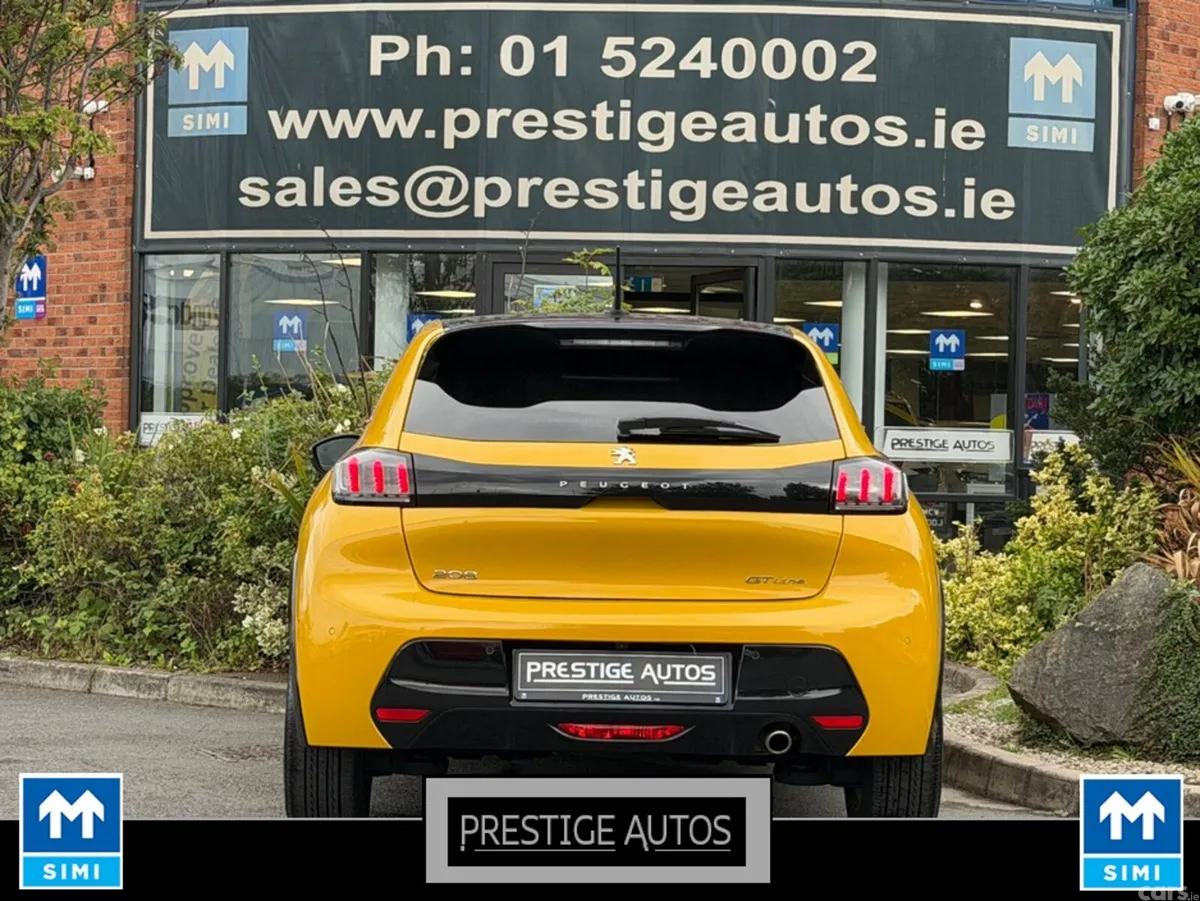 Peugeot 208 Hatchback, Petrol, 2020, Yellow