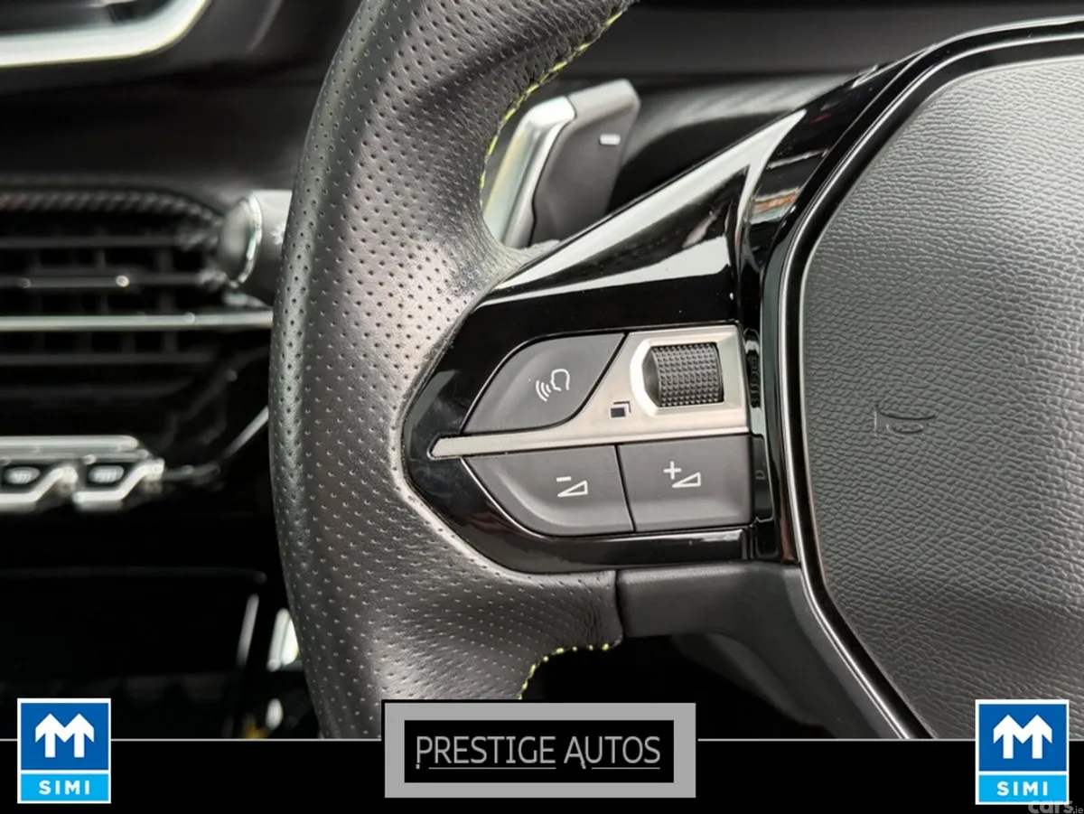 Peugeot 208 Hatchback, Petrol, 2020, Yellow