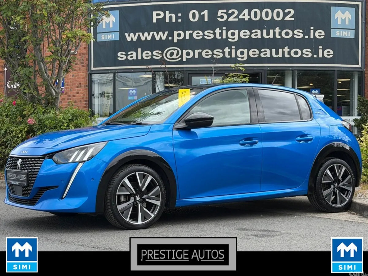 Peugeot 208 Hatchback, Petrol, 2021, Blue