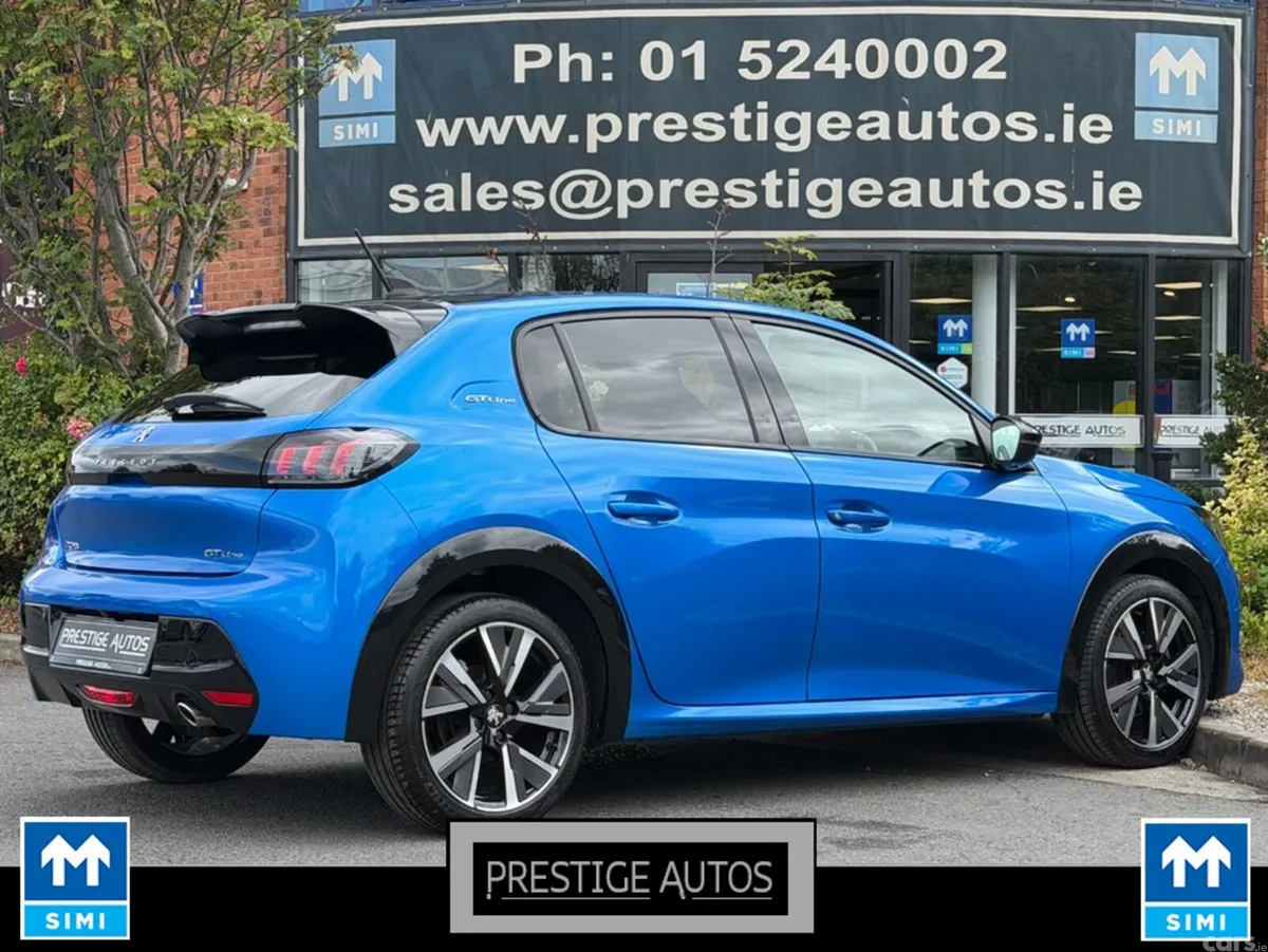 Peugeot 208 Hatchback, Petrol, 2021, Blue