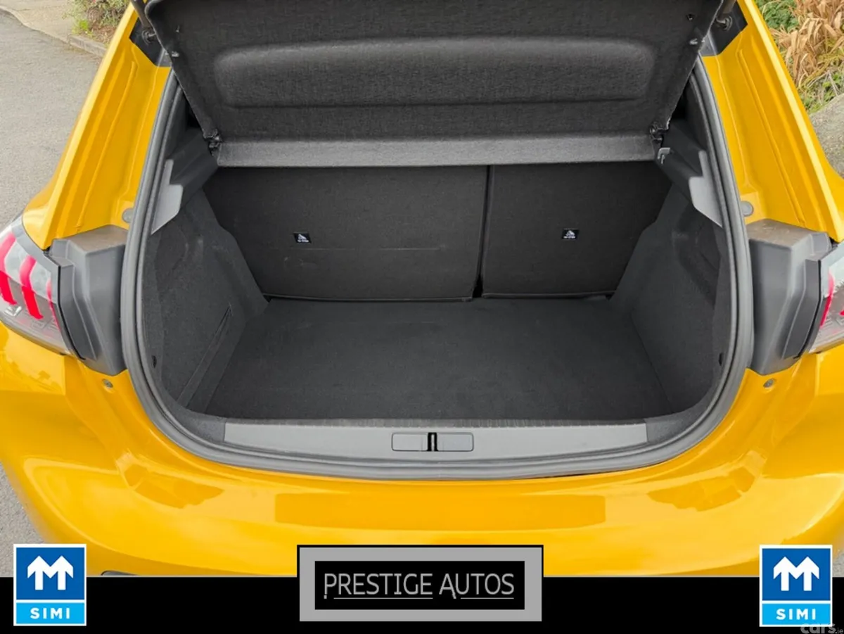 Peugeot 208 Hatchback, Petrol, 2020, Yellow