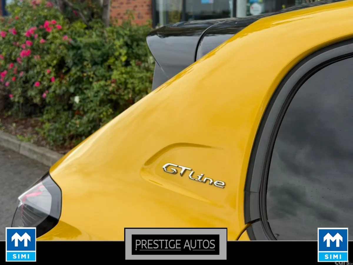 Peugeot 208 Hatchback, Petrol, 2020, Yellow