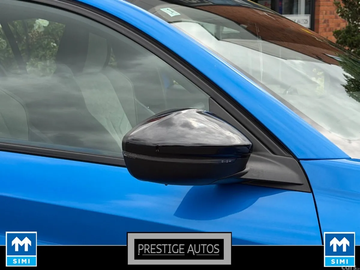Peugeot 208 Hatchback, Petrol, 2021, Blue