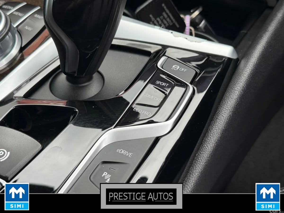 BMW 5-Series Saloon, Petrol Plug-in Hybrid, 2019, Grey