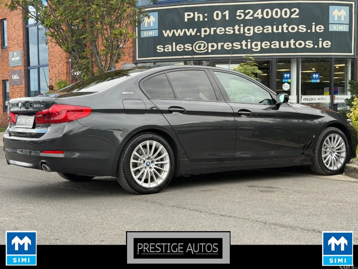 BMW 5-Series Saloon, Petrol Plug-in Hybrid, 2019, Grey