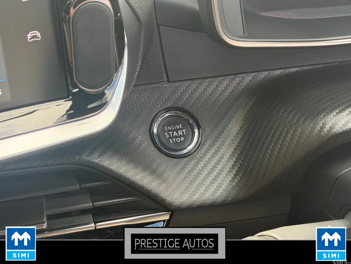 Peugeot 208 Hatchback, Petrol, 2021, Blue