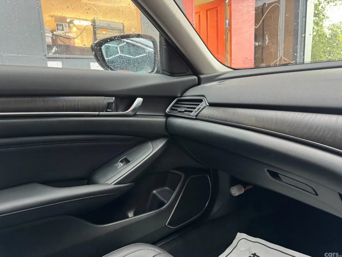 Honda Accord Saloon, Petrol Hybrid, 2022, White