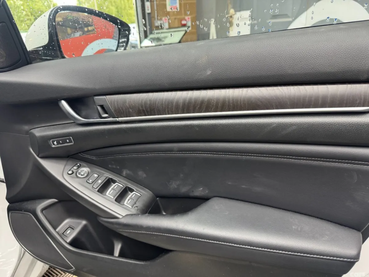 Honda Accord Saloon, Petrol Hybrid, 2022, White