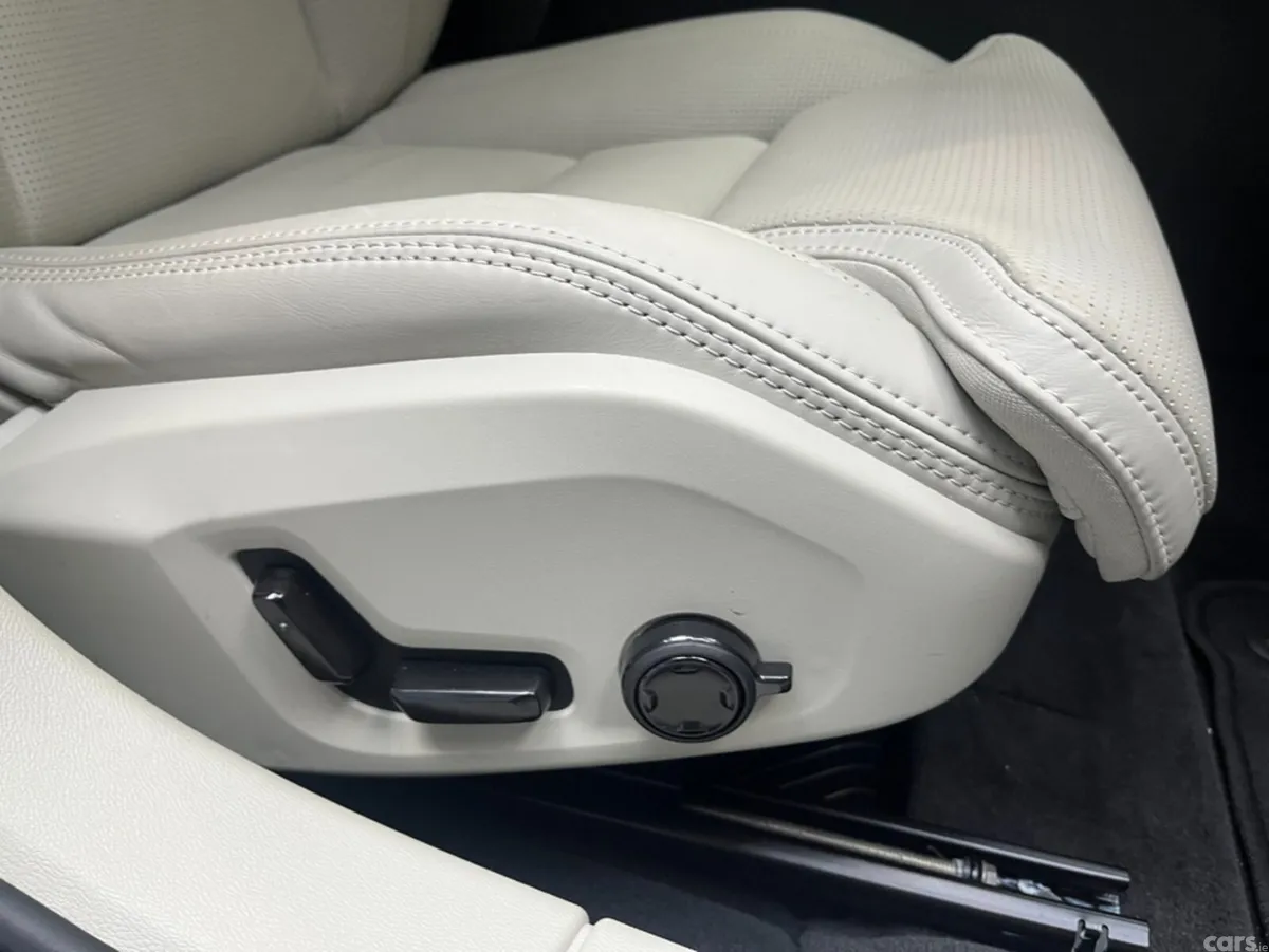 Volvo V60 Estate, Petrol Hybrid, 2025, White