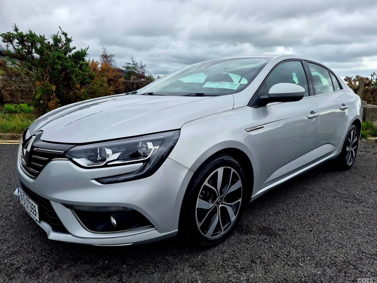 Renault Megane Saloon, Diesel, 2019, Grey