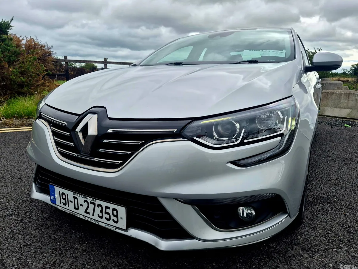 Renault Megane Saloon, Diesel, 2019, Grey