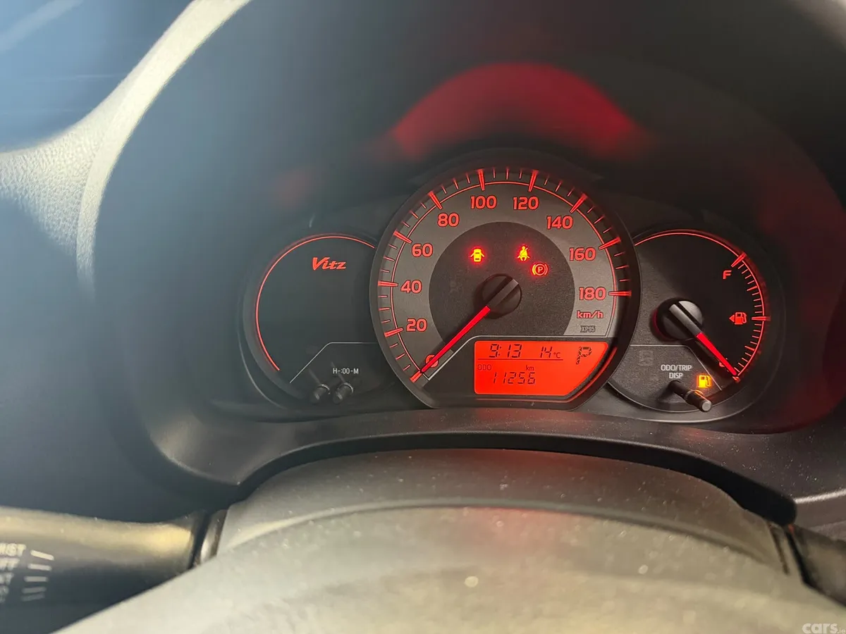 Toyota Vitz Hatchback, Petrol, 2017, Grey