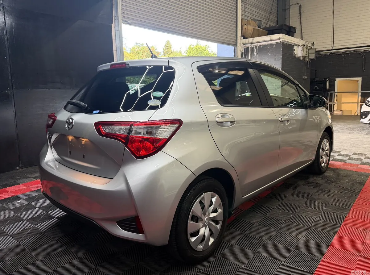 Toyota Vitz Hatchback, Petrol, 2017, Grey