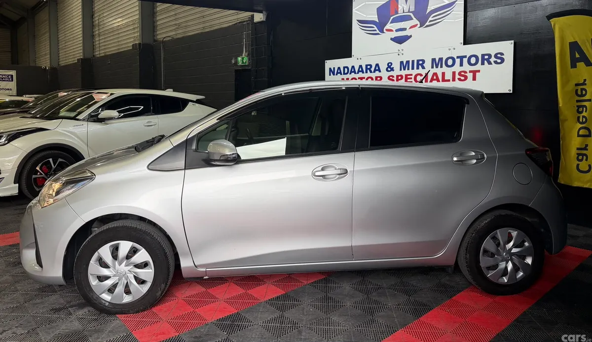 Toyota Vitz Hatchback, Petrol, 2017, Grey