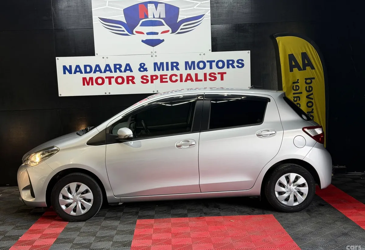 Toyota Vitz Hatchback, Petrol, 2017, Grey