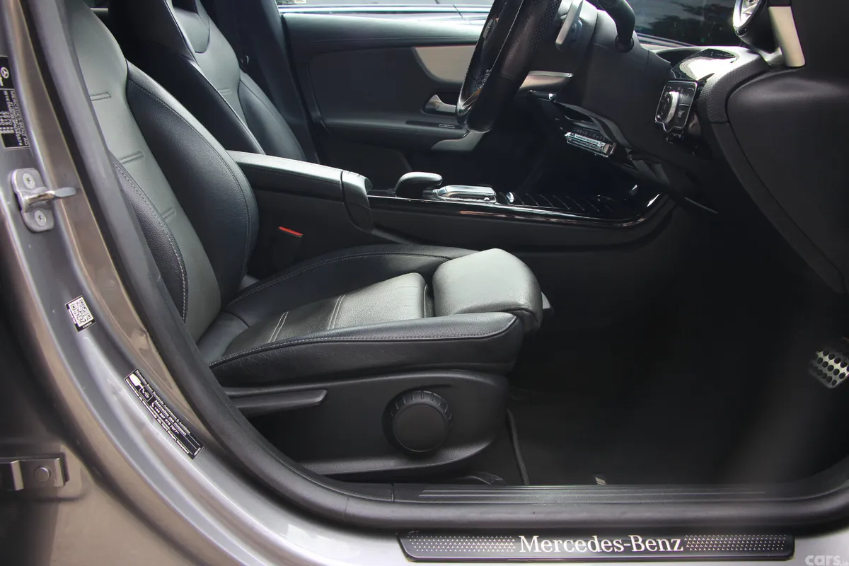 Mercedes-Benz CLA Estate, Petrol Plug-in Hybrid, 2022, Grey