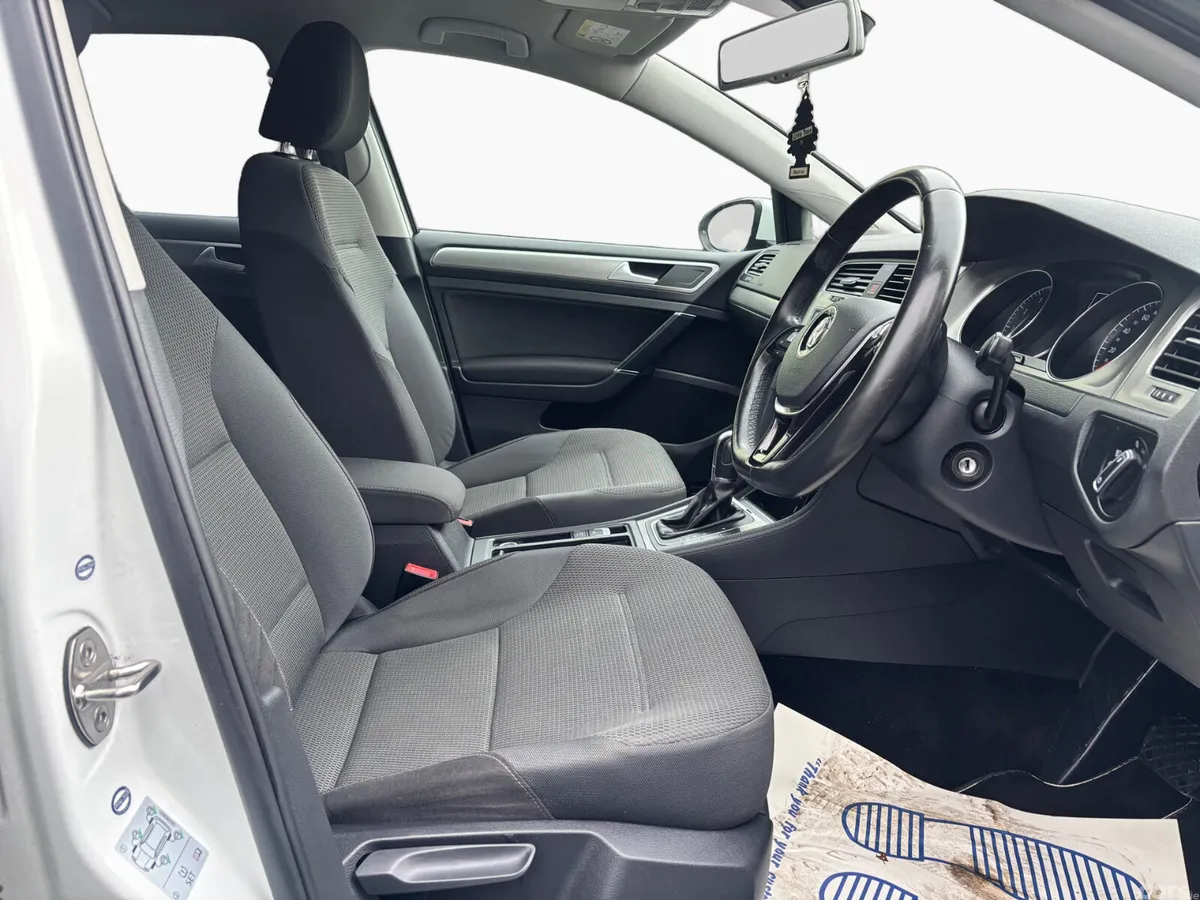 Volkswagen Golf Hatchback, Petrol, 2014, White