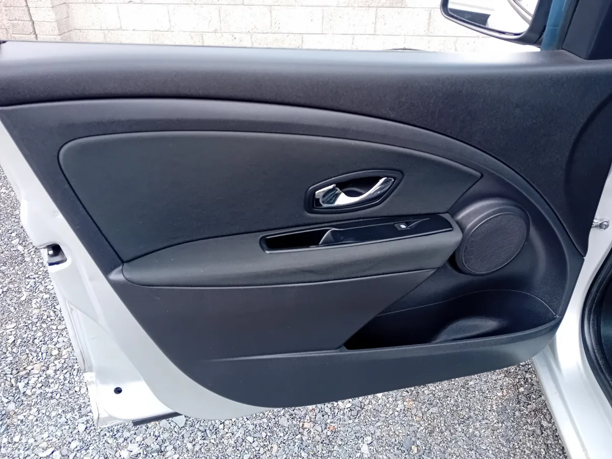 Renault Megane Hatchback, Diesel, 2014, Silver