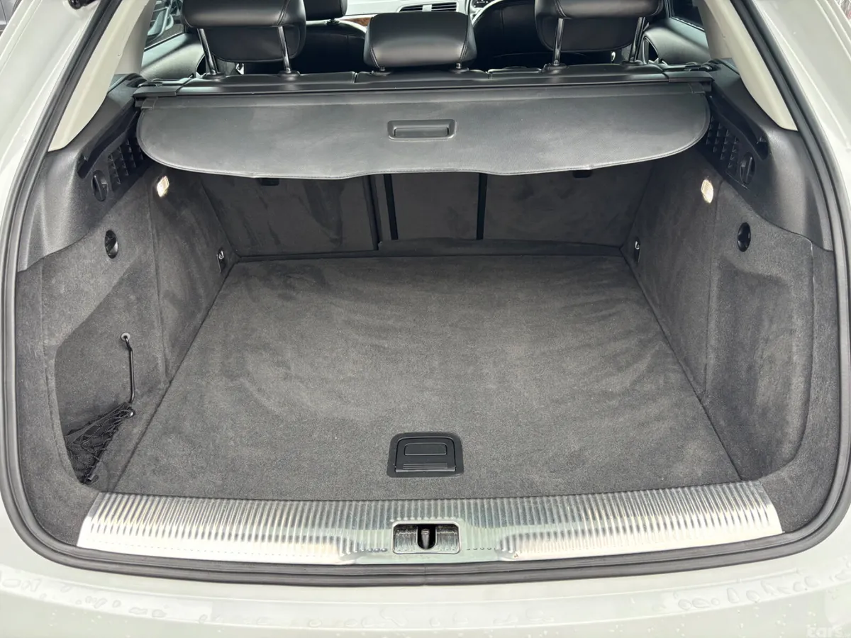 Audi Q3 SUV, Petrol, 2016, White