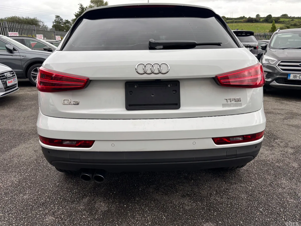 Audi Q3 SUV, Petrol, 2016, White