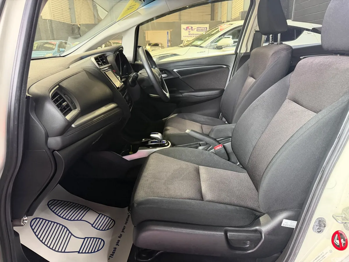 Honda Fit Hatchback, Petrol Hybrid, 2014, Grey